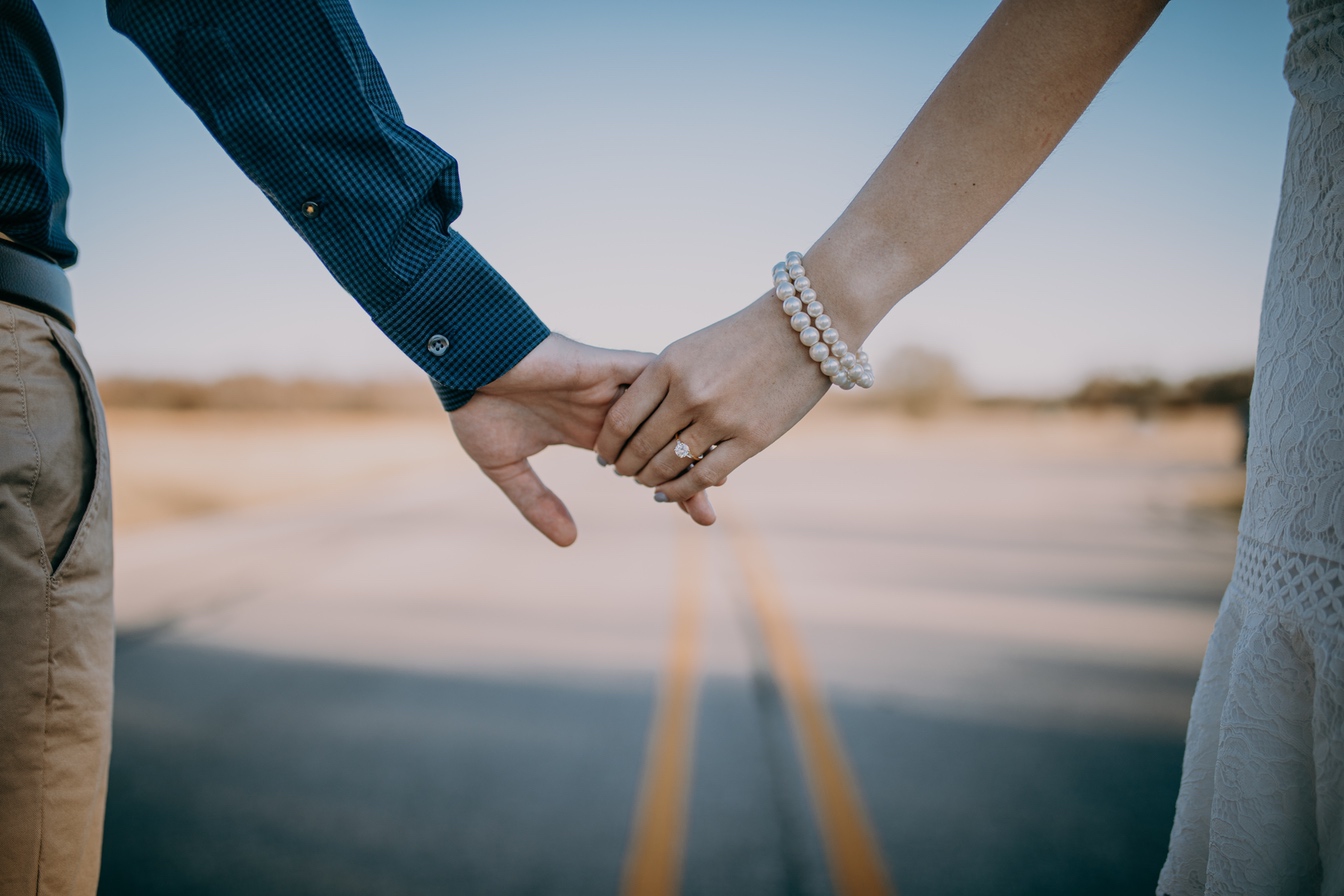 Casey & Alegría Engagement Photo