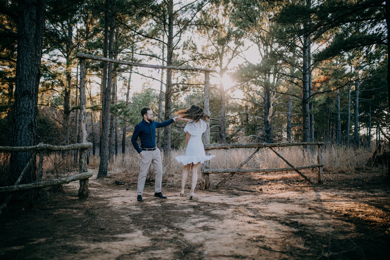 Casey & Alegría Engagement Photo